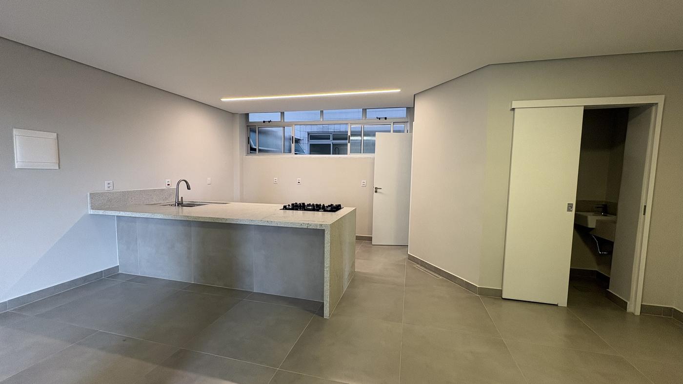 Sala, jantar e cozinha integrados